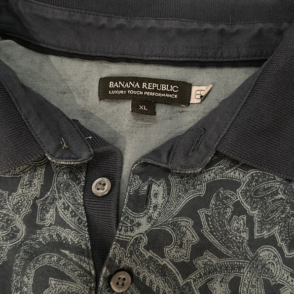 Like New! Men’s Banana Republic XL polo - Picture 3 of 4